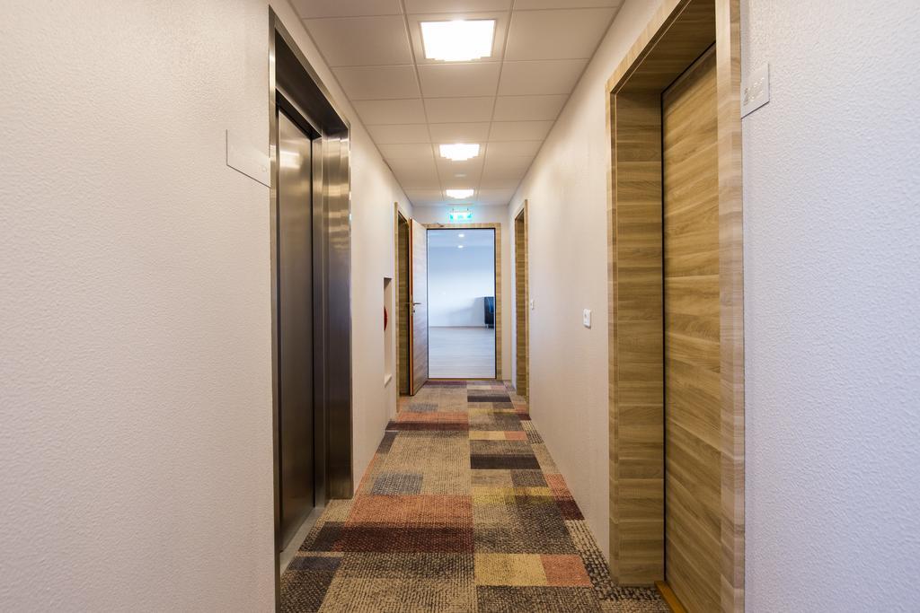 Laugarbakki 3*
